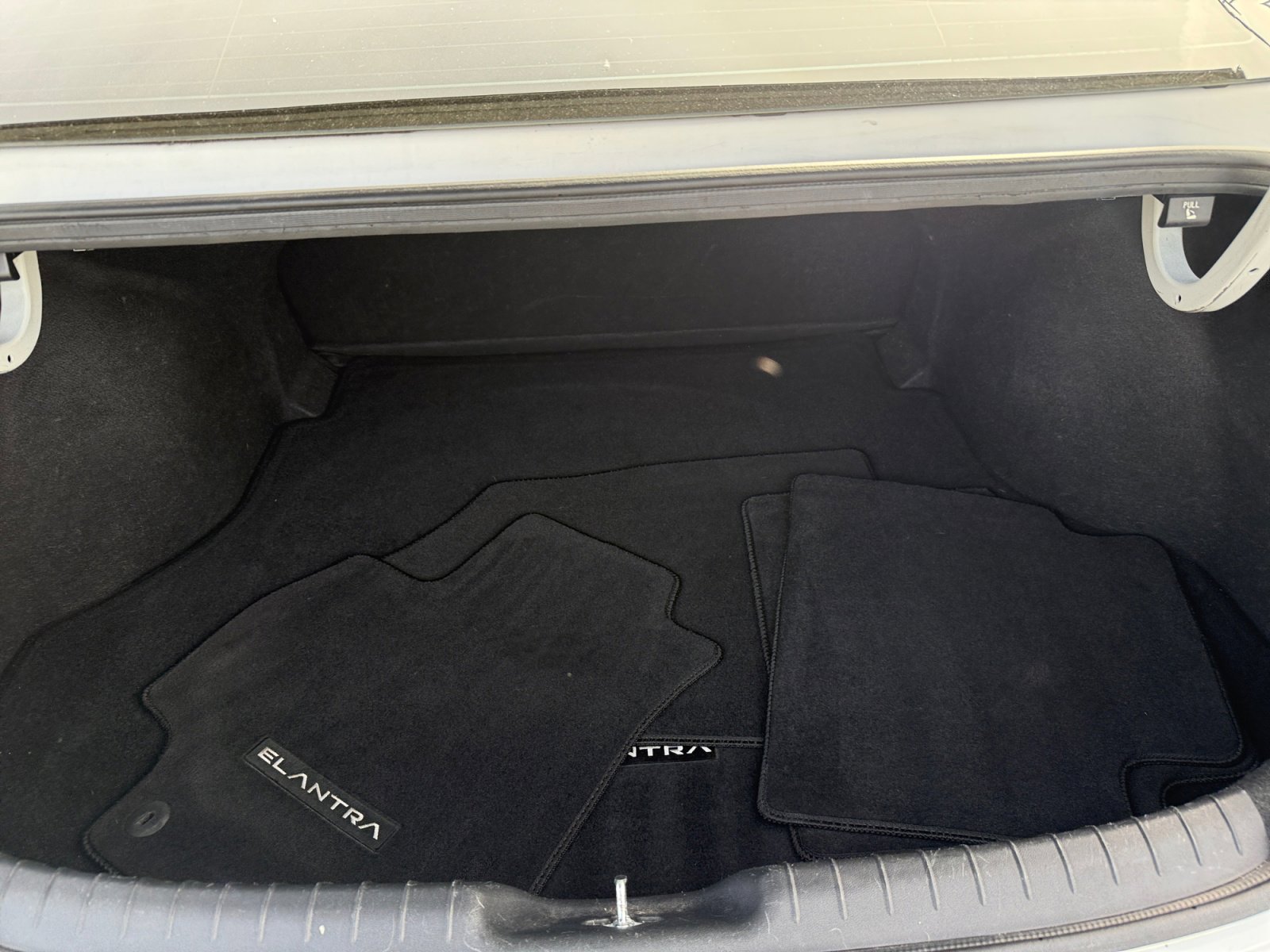 Certified 2023 Hyundai Elantra SEL image 17