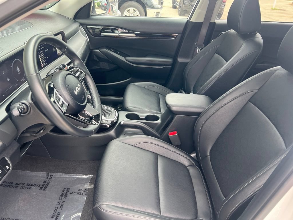 Certified 2024 Kia Seltos EX AWD/4WD image 4
