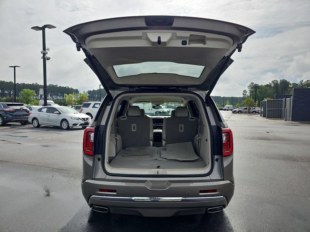 Used 2023 GMC Acadia Denali FWD image 17