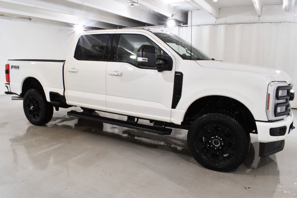 New 2026 Ford F350 Lariat w/ Black Appearance Package image 5