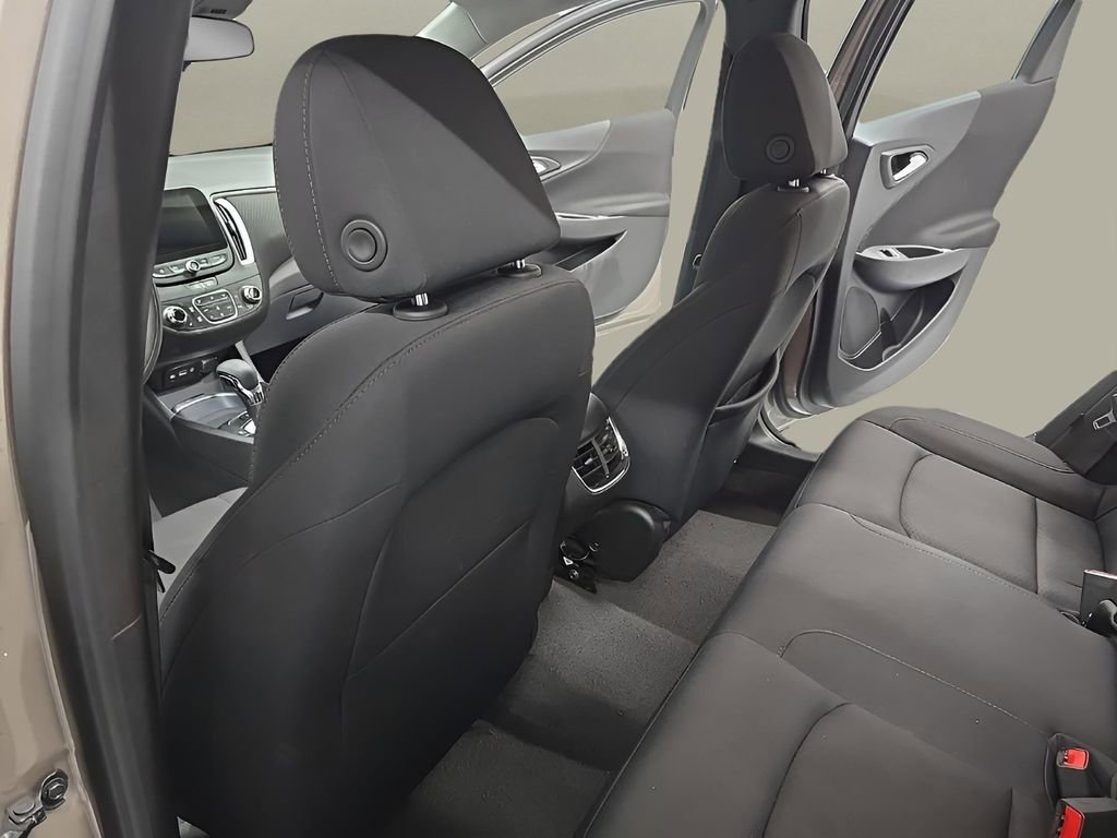 Used 2024 Chevrolet Malibu LT image 14