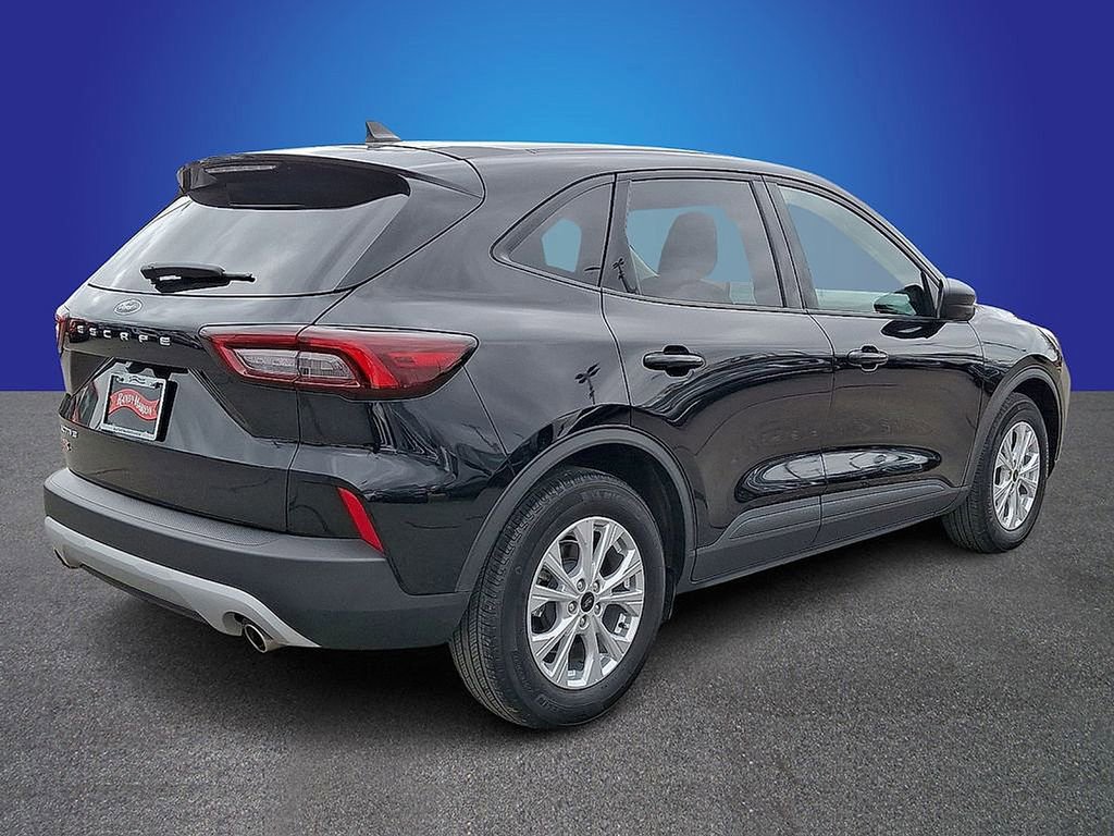 Used 2025 Ford Escape Active FWD image 4
