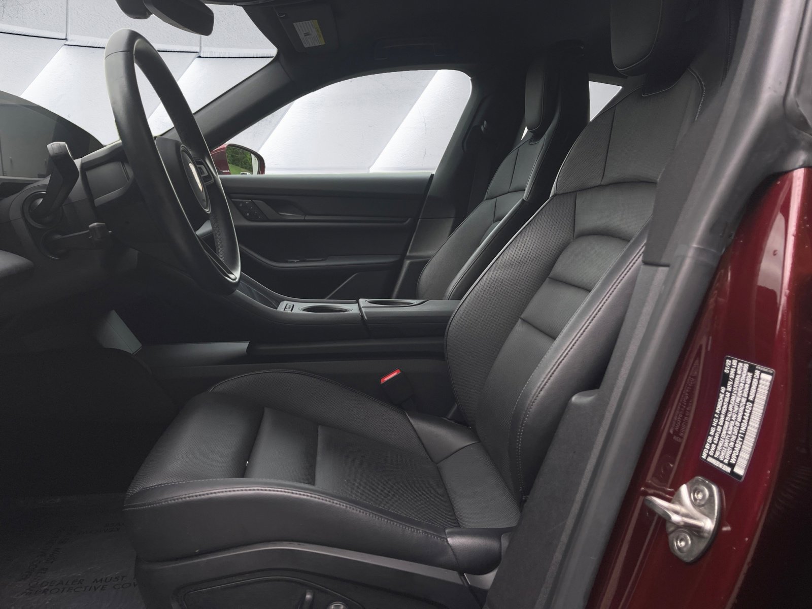 Used 2022 Porsche Taycan 4S image 10