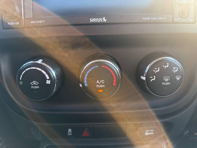 Used 2016 Jeep Patriot 75th Anniversary w/ Power Value Group FWD image 13