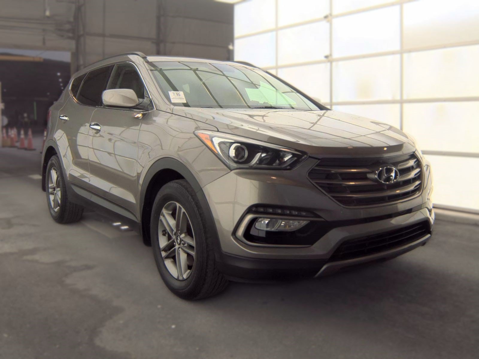 Used 2017 Hyundai Santa Fe Sport AWD/4WD image 2
