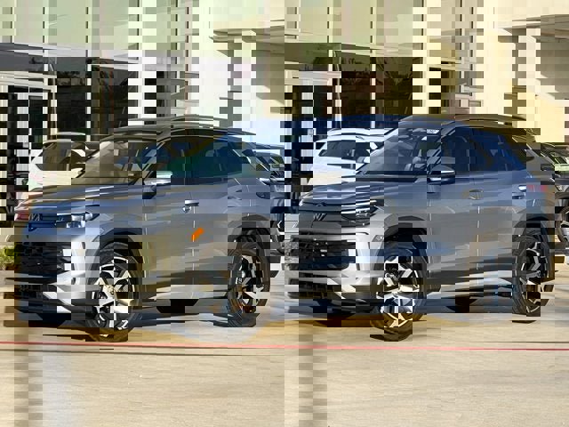 New 2025 Volkswagen Tiguan SE image 1