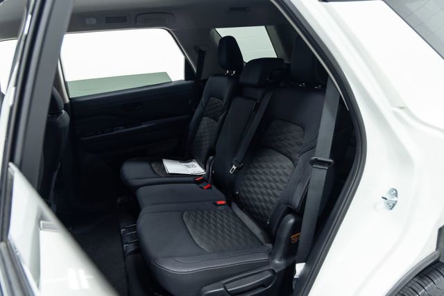 Used 2024 Nissan Pathfinder S w/ Cargo Package image 22