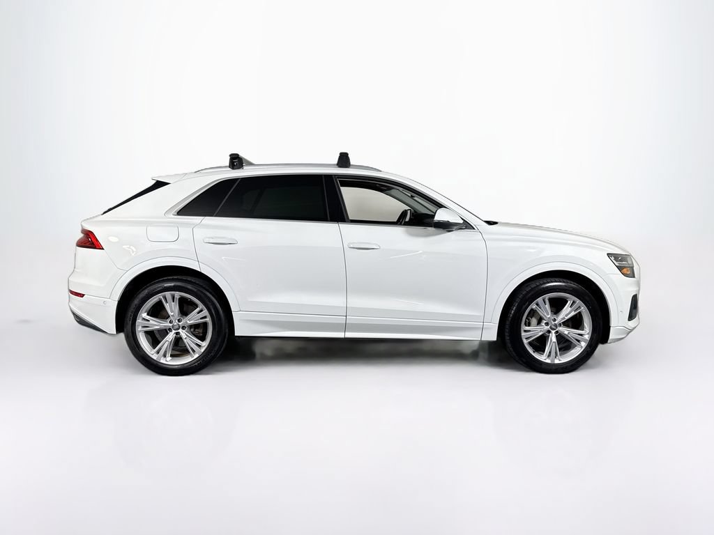 Used 2021 Audi Q8 Premium w/ Convenience Package AWD/4WD image 6
