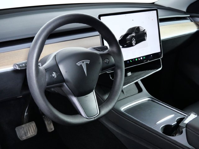 Used 2023 Tesla Model Y Long Range AWD/4WD image 19