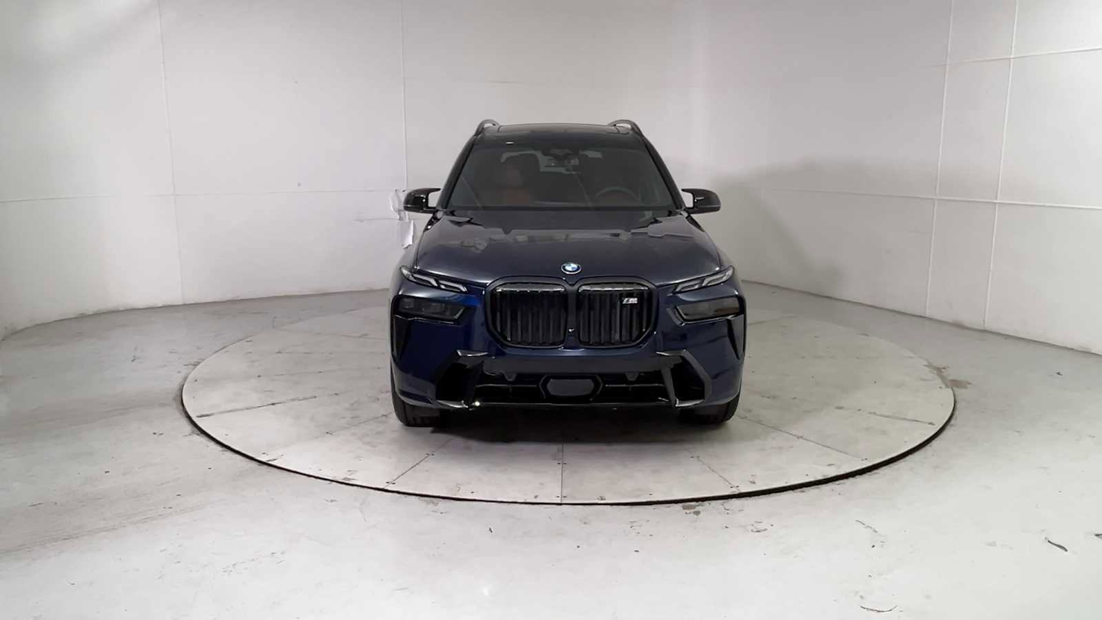 New 2026 BMW X7 M60i image 7