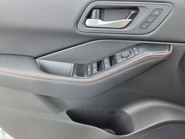 New 2026 Nissan Rogue SV AWD/4WD image 21