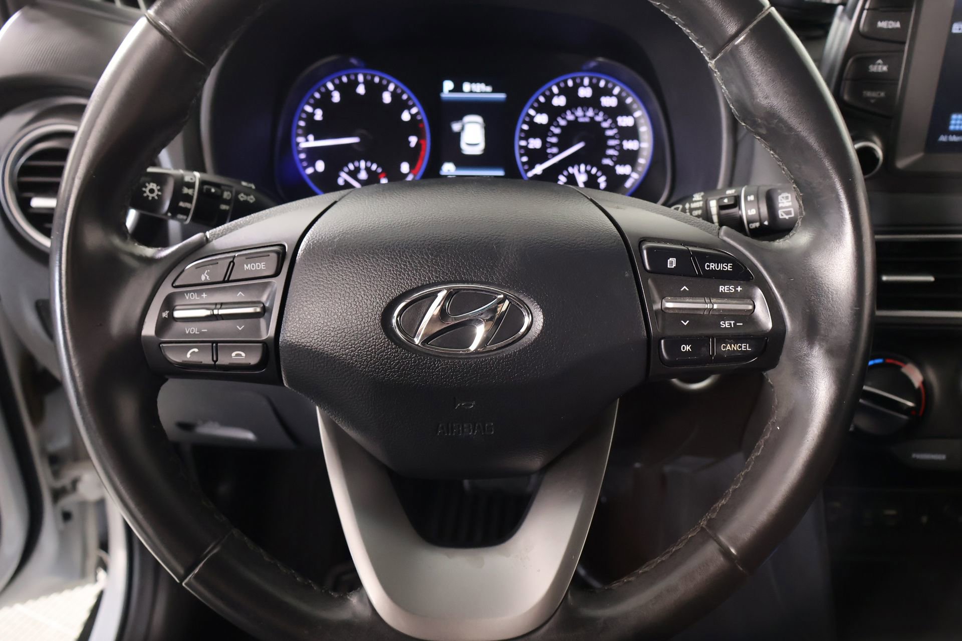 Used 2021 Hyundai Kona SEL Plus w/ Cargo Package image 3