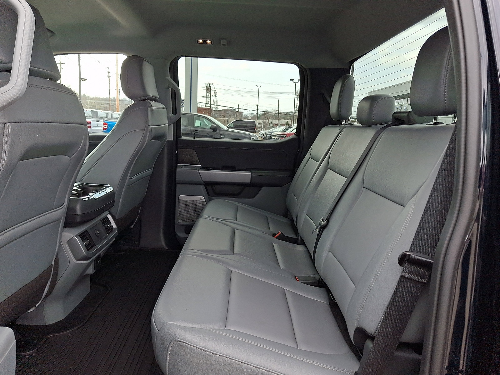 Used 2025 Ford F150 Lightning Flash image 12