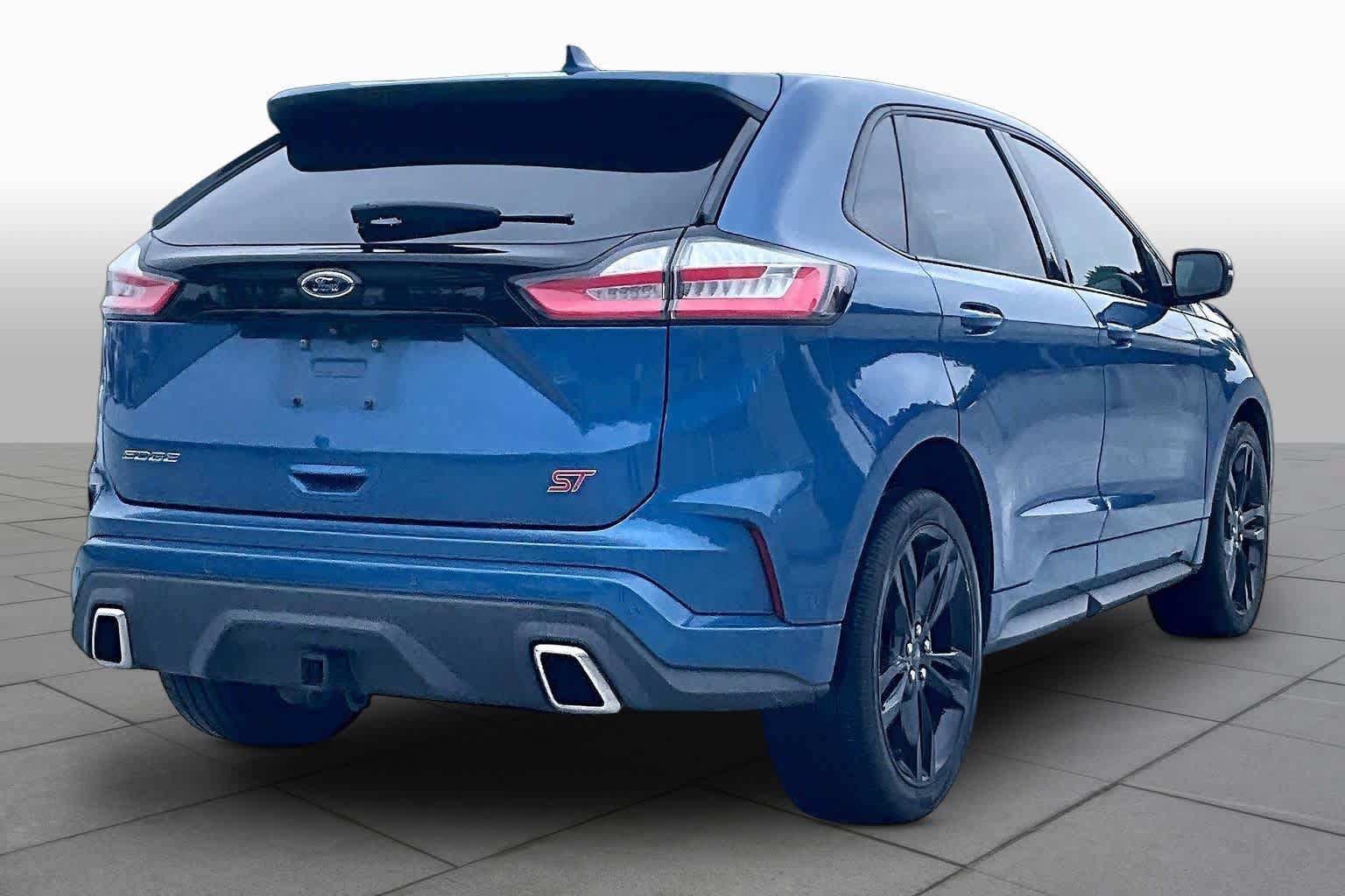 Used 2019 Ford Edge ST w/ Equipment Group 401A AWD/4WD image 13