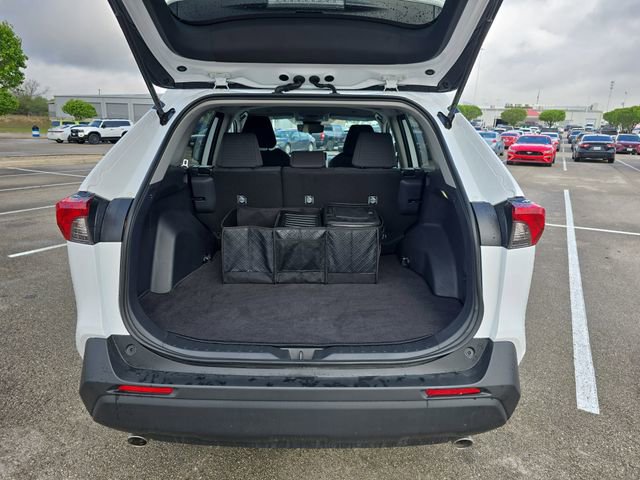 Used 2025 Toyota RAV4 LE image 12