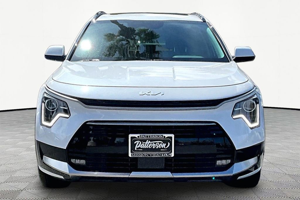 Certified 2025 Kia Niro EX Touring FWD image 3
