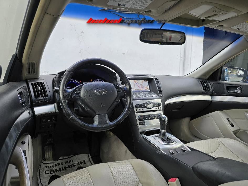 Used 2013 INFINITI G37 x w/ Premium Pkg image 13
