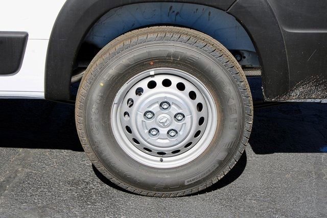 New 2024 RAM ProMaster 2500 w/ Convenience Group image 10