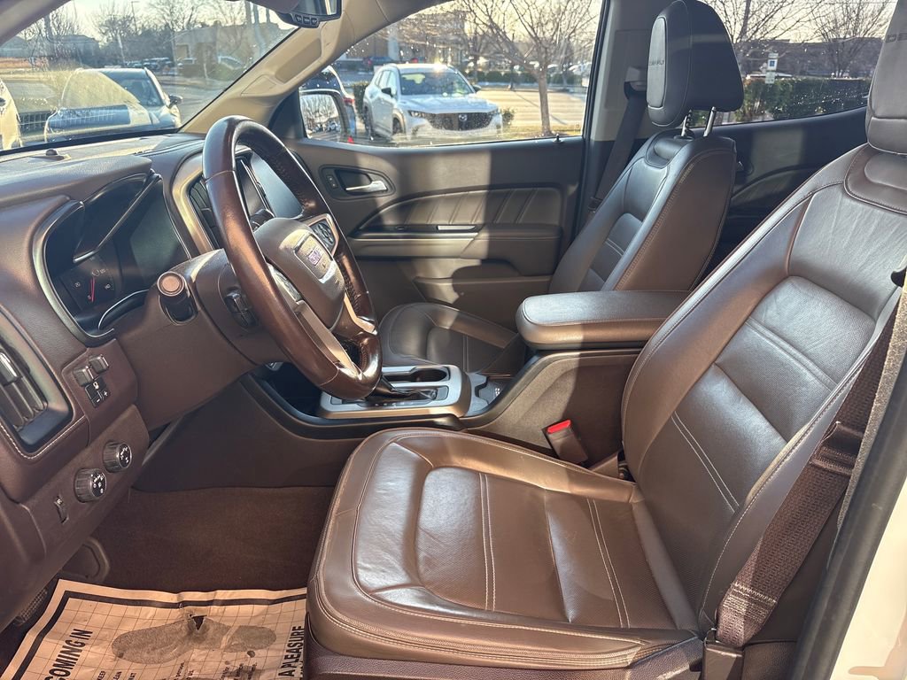 Used 2021 GMC Canyon Denali image 17