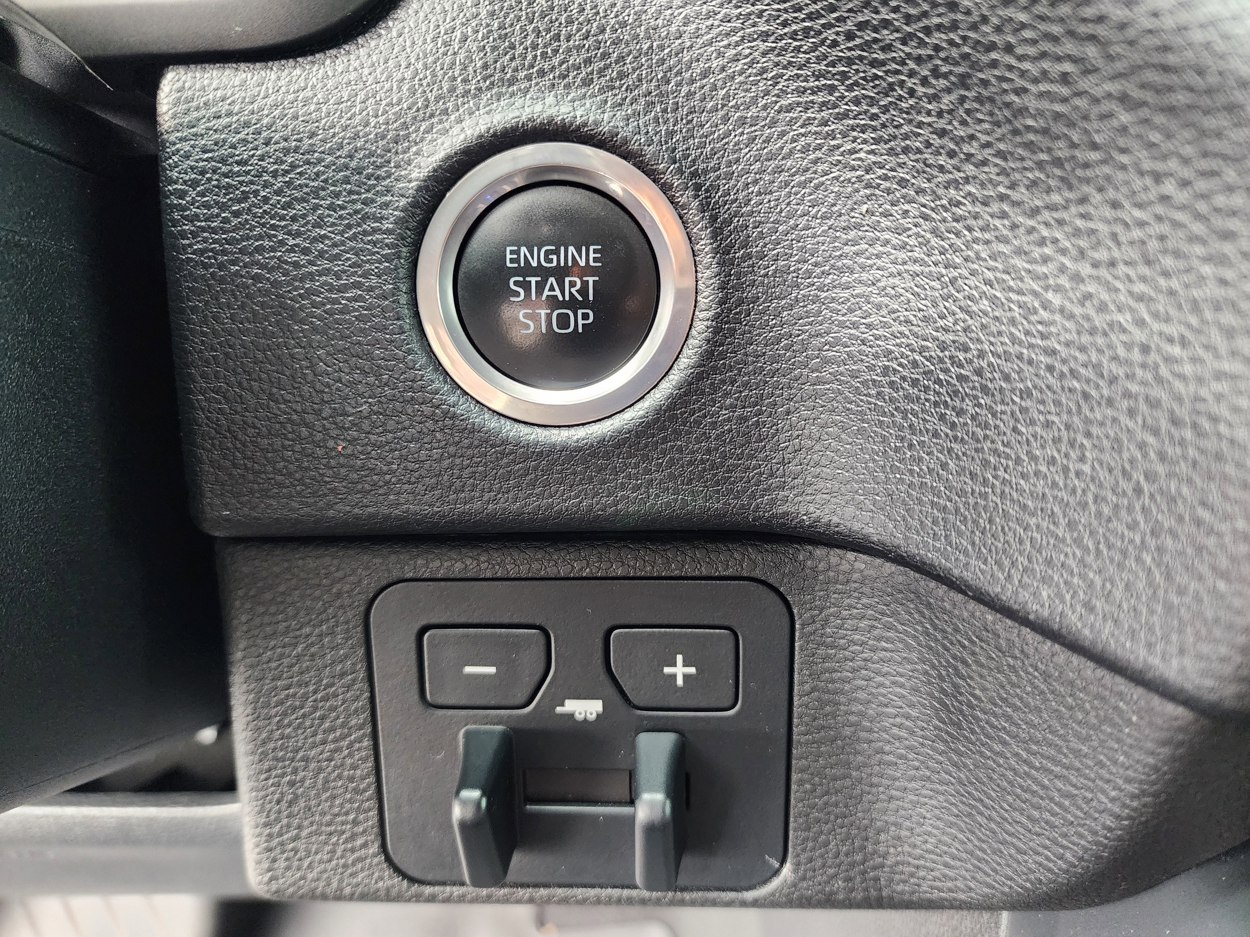 Used 2023 Toyota Tundra SR5 w/ SR5 Convenience Package RWD image 29