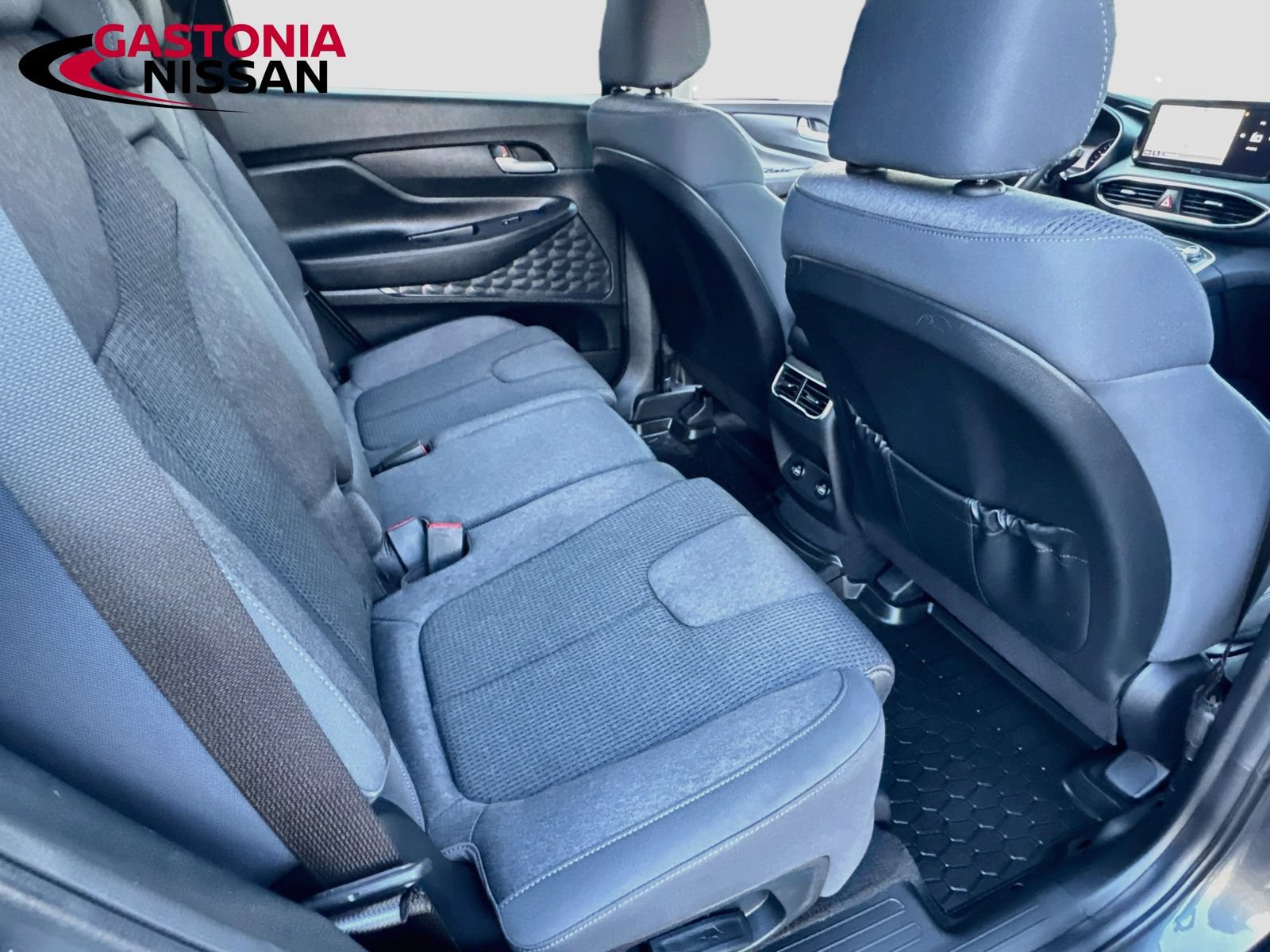 Used 2023 Hyundai Santa Fe SEL w/ Cargo Package FWD image 35