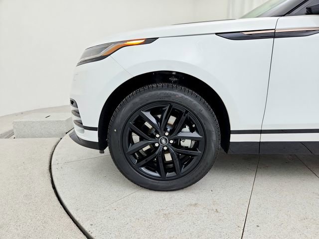 New 2025 Land Rover Range Rover Velar Dynamic SE image 33