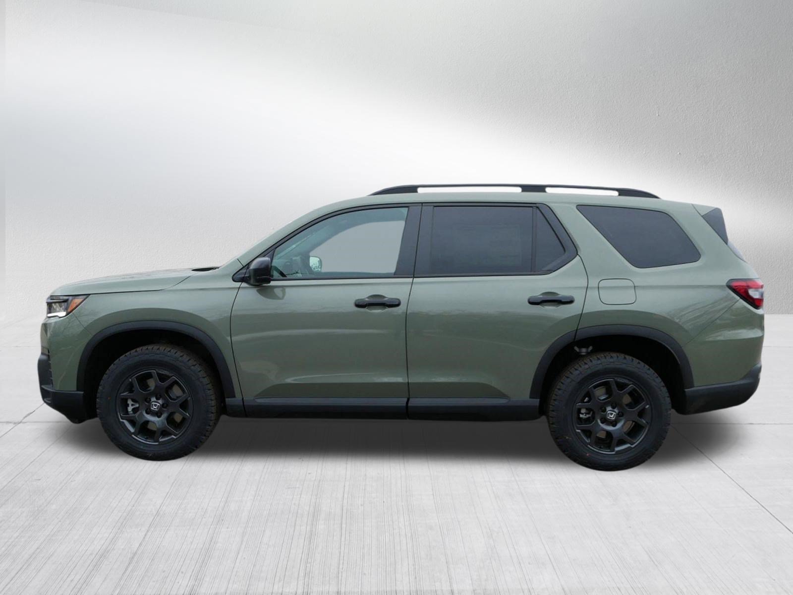New 2026 Honda Pilot TrailSport image 4