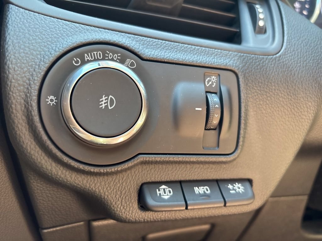 Used 2017 Buick Envision Premium w/ Driver Confidence Package AWD/4WD image 26