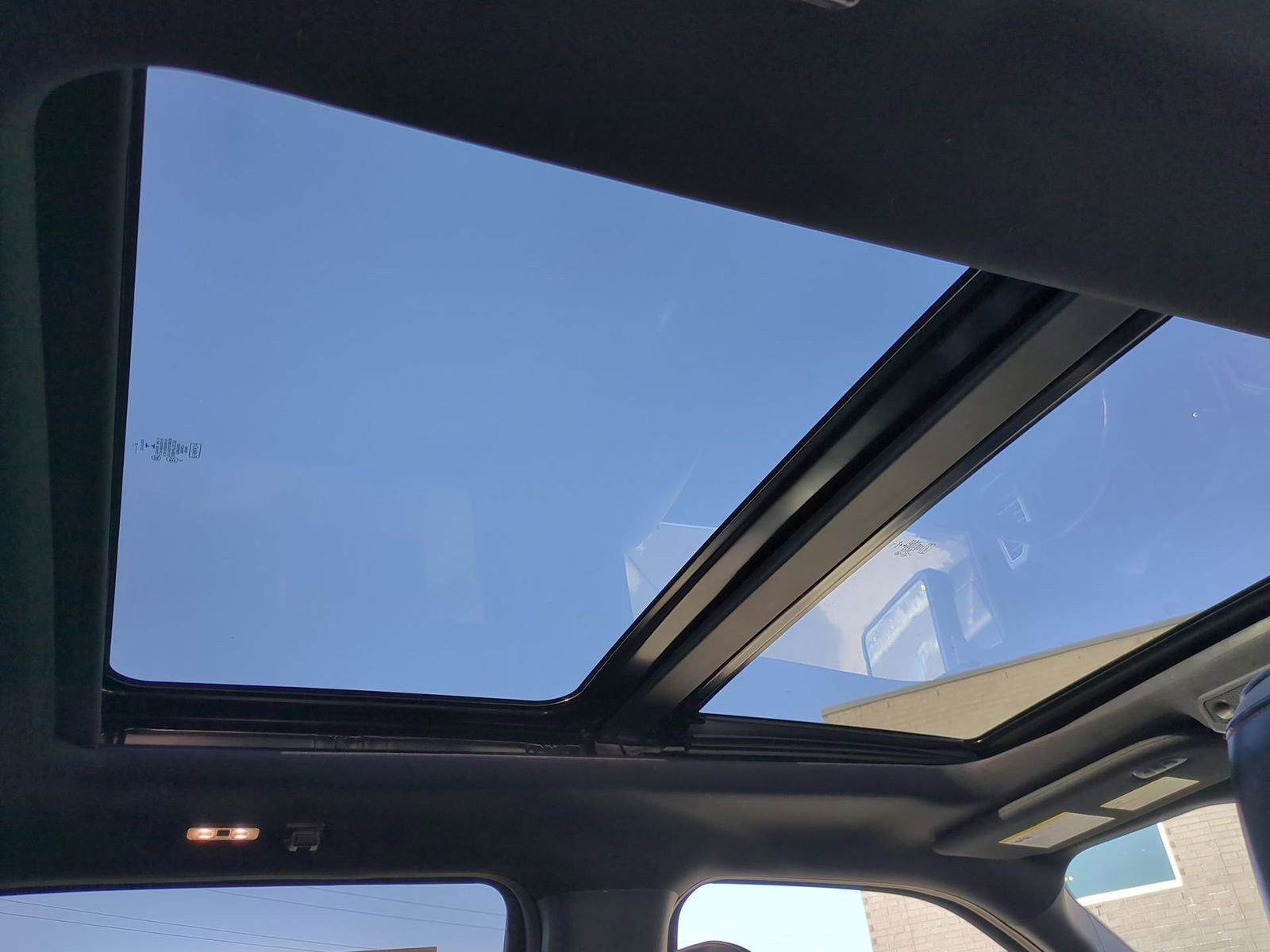 Used 2020 Ford F150 Platinum w/ Technology Package image 28