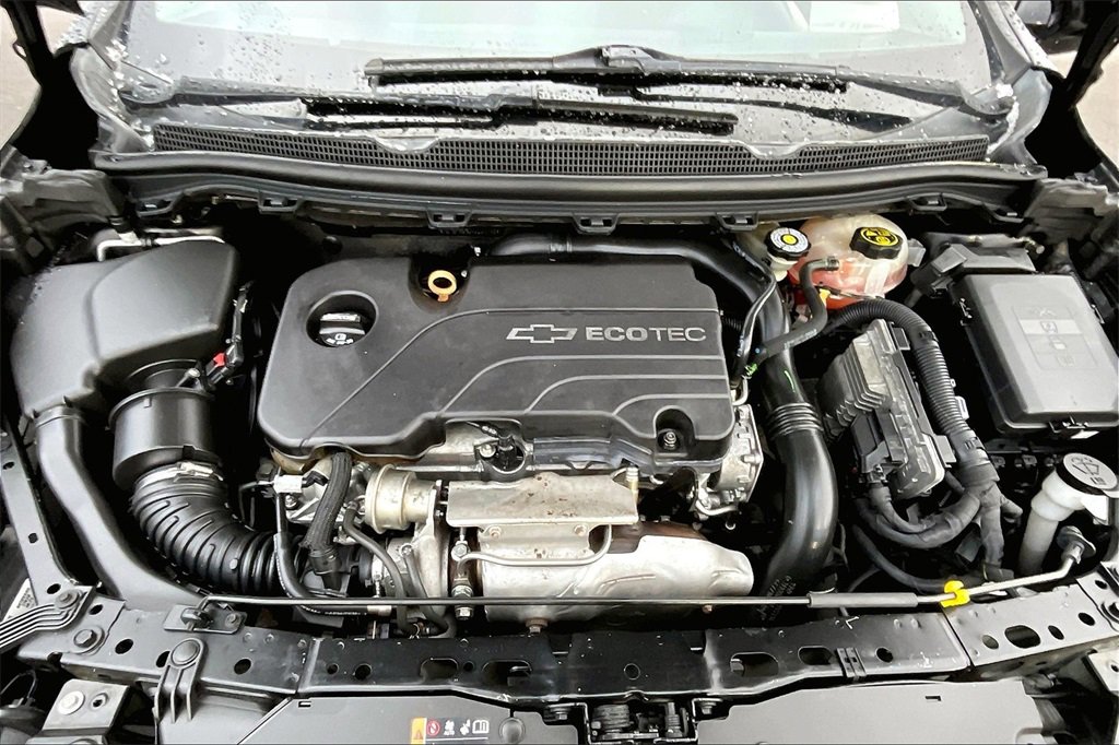 Used 2017 Chevrolet Cruze Premier image 9