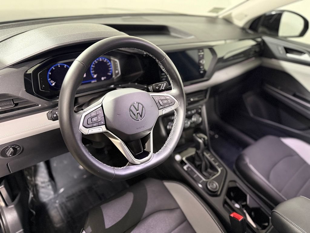 Used 2023 Volkswagen Taos SEL AWD/4WD image 18