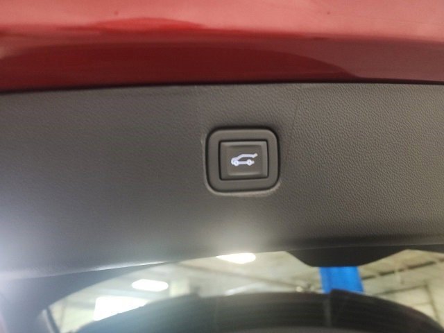 Certified 2024 Chevrolet Blazer LT w/ Convenience Package image 10