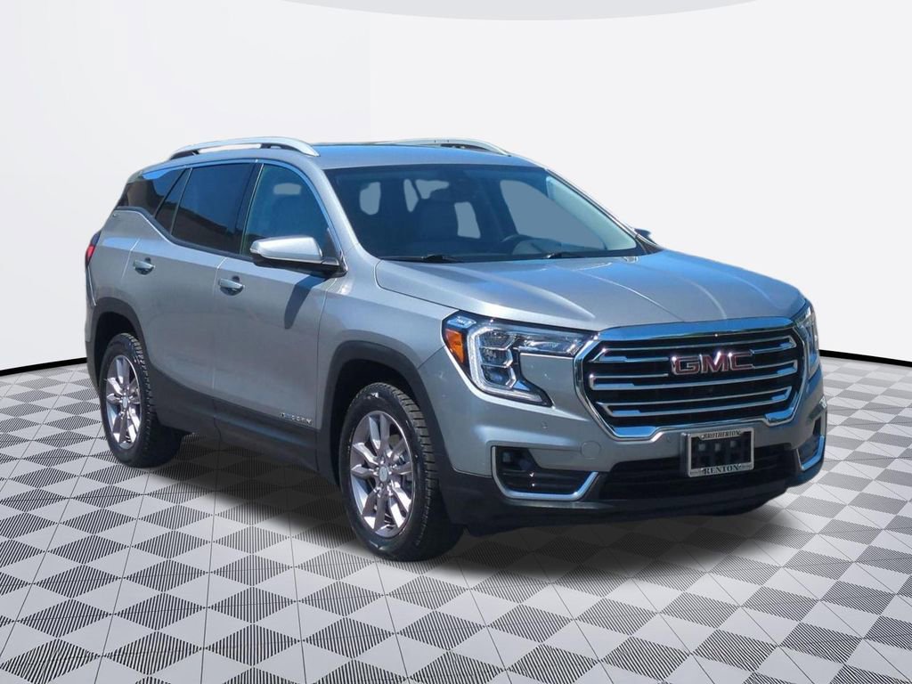 Used 2023 GMC Terrain SLT w/ Tech Package AWD/4WD image 8