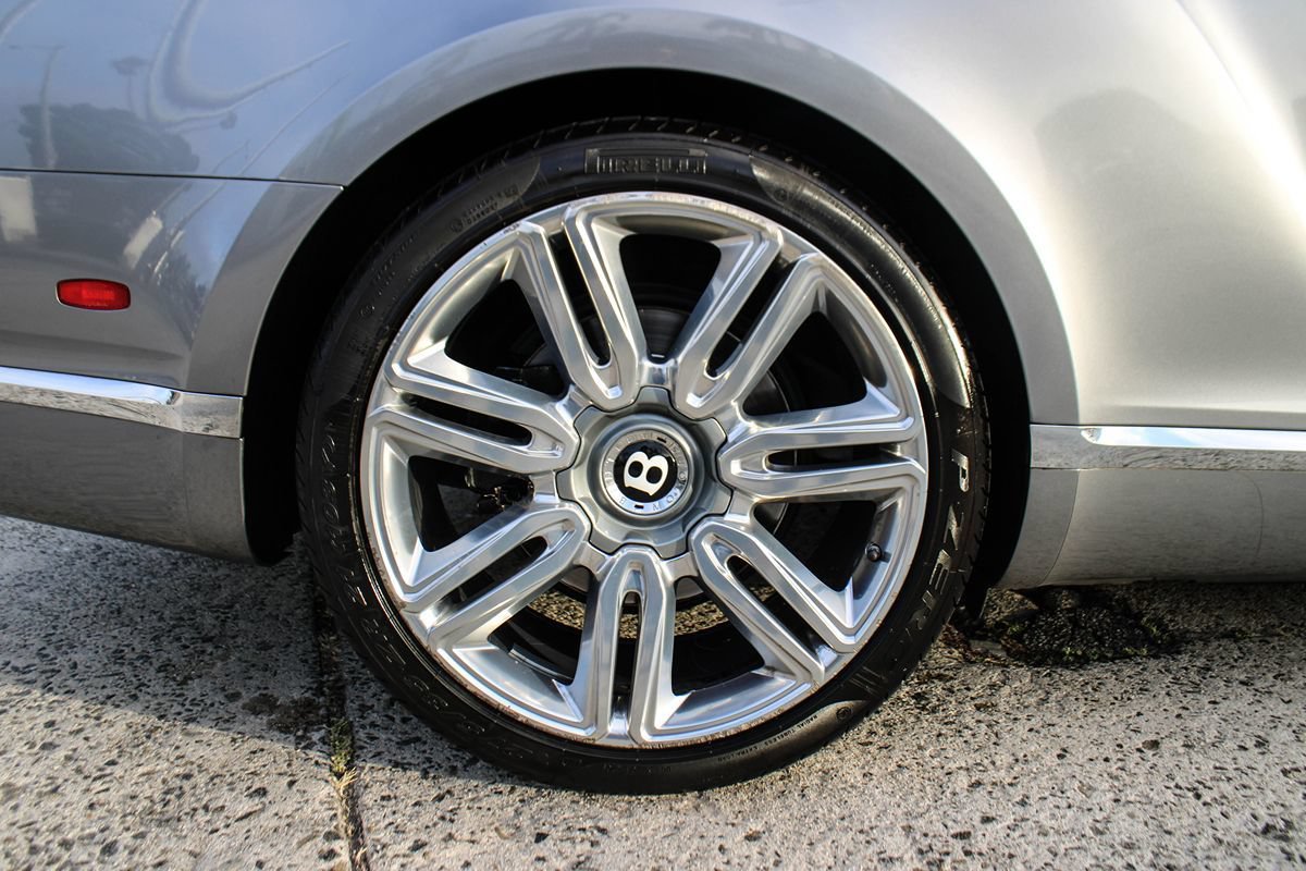 Used 2016 Bentley Continental GT AWD/4WD image 32