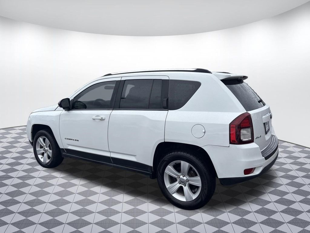 Used 2014 Jeep Compass Sport image 5