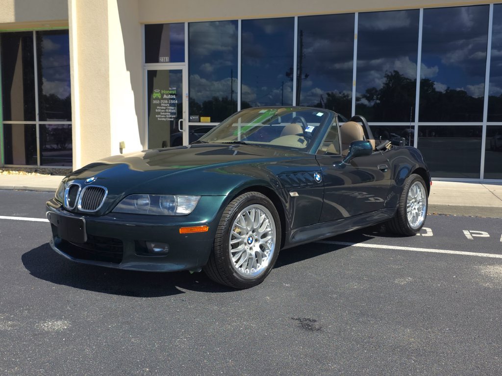 Used 2001 BMW Z3 3.0i RWD image 3