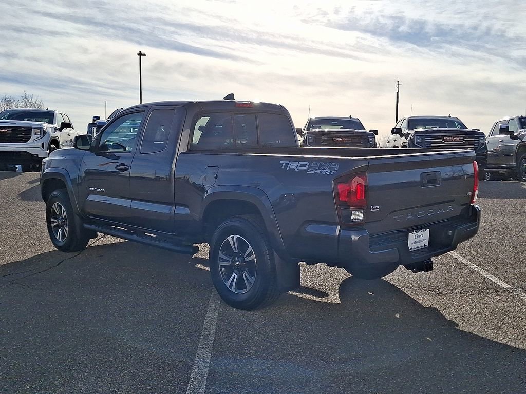 Used 2019 Toyota Tacoma TRD Sport image 7