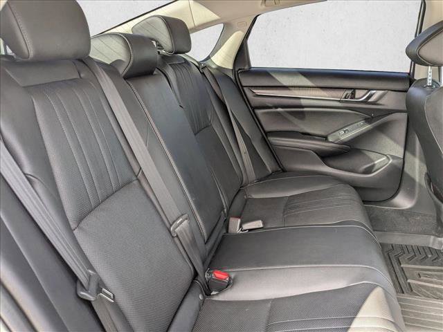 Used 2020 Honda Accord Touring image 16