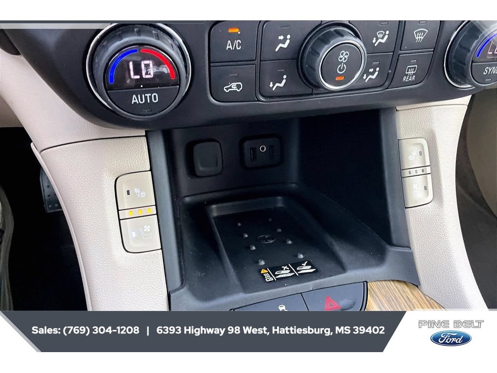 Used 2018 GMC Acadia Denali w/ Technology Package FWD image 24