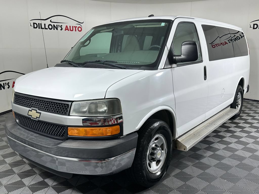 Used 2014 Chevrolet Express 2500 LT w/ LT Preferred Equipment Group RWD image 2
