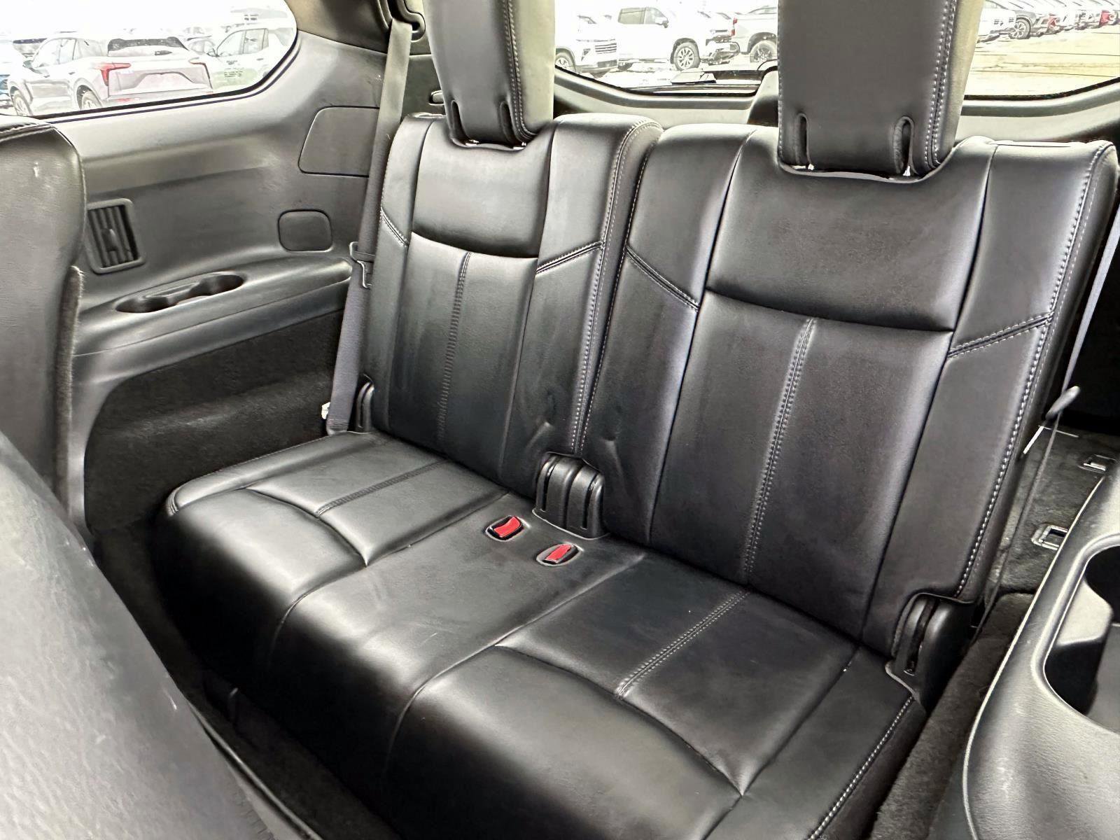 Used 2019 Nissan Pathfinder SL image 10