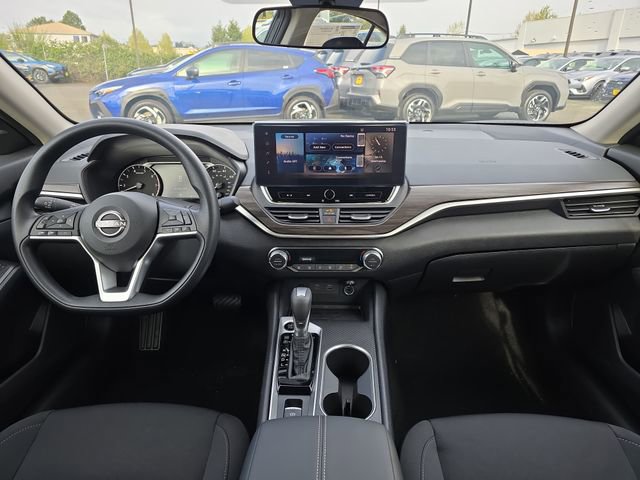 New 2026 Nissan Altima 2.5 SV w/ SV Special Edition Package AWD/4WD image 11