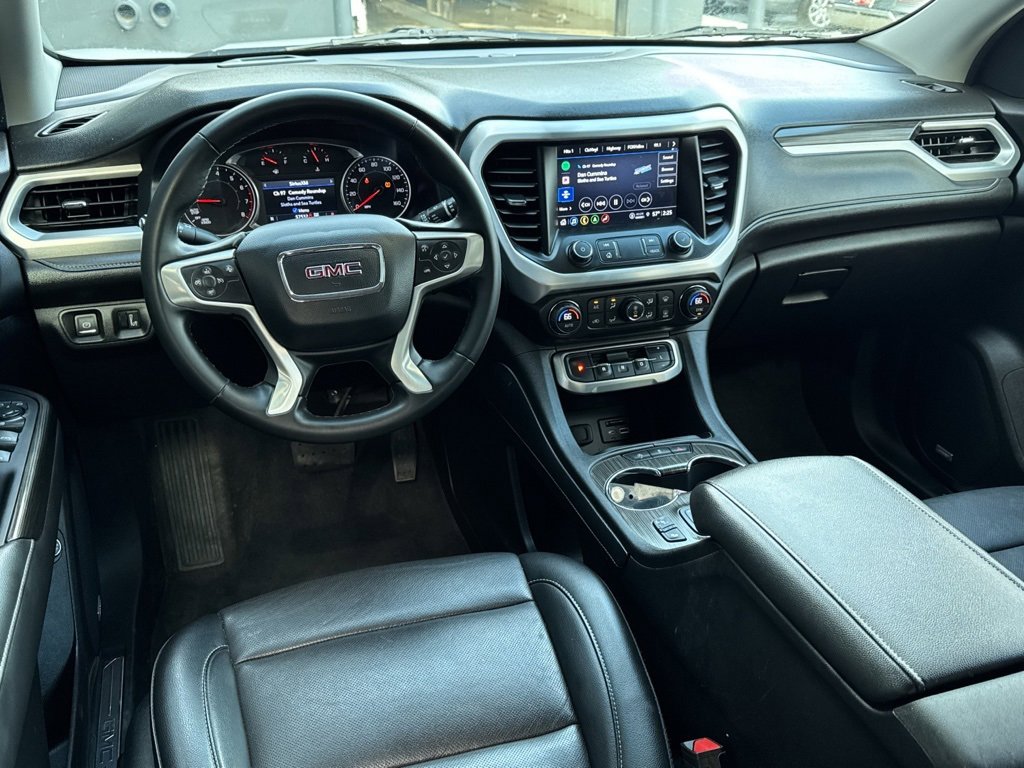 Used 2023 GMC Acadia SLT image 7