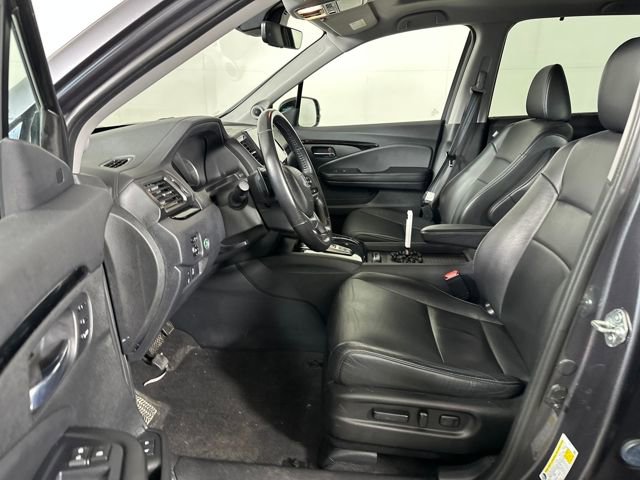 Used 2019 Honda Pilot Touring image 12