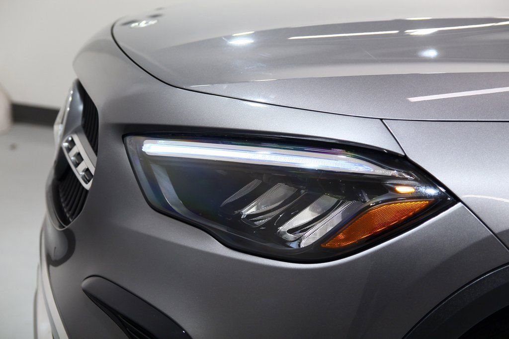 Certified 2025 Mercedes-Benz GLA 250 4MATIC image 17