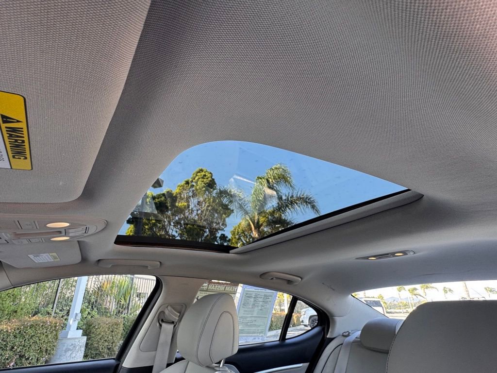 Used 2021 Genesis G70 2.0T w/ Elite Package image 14