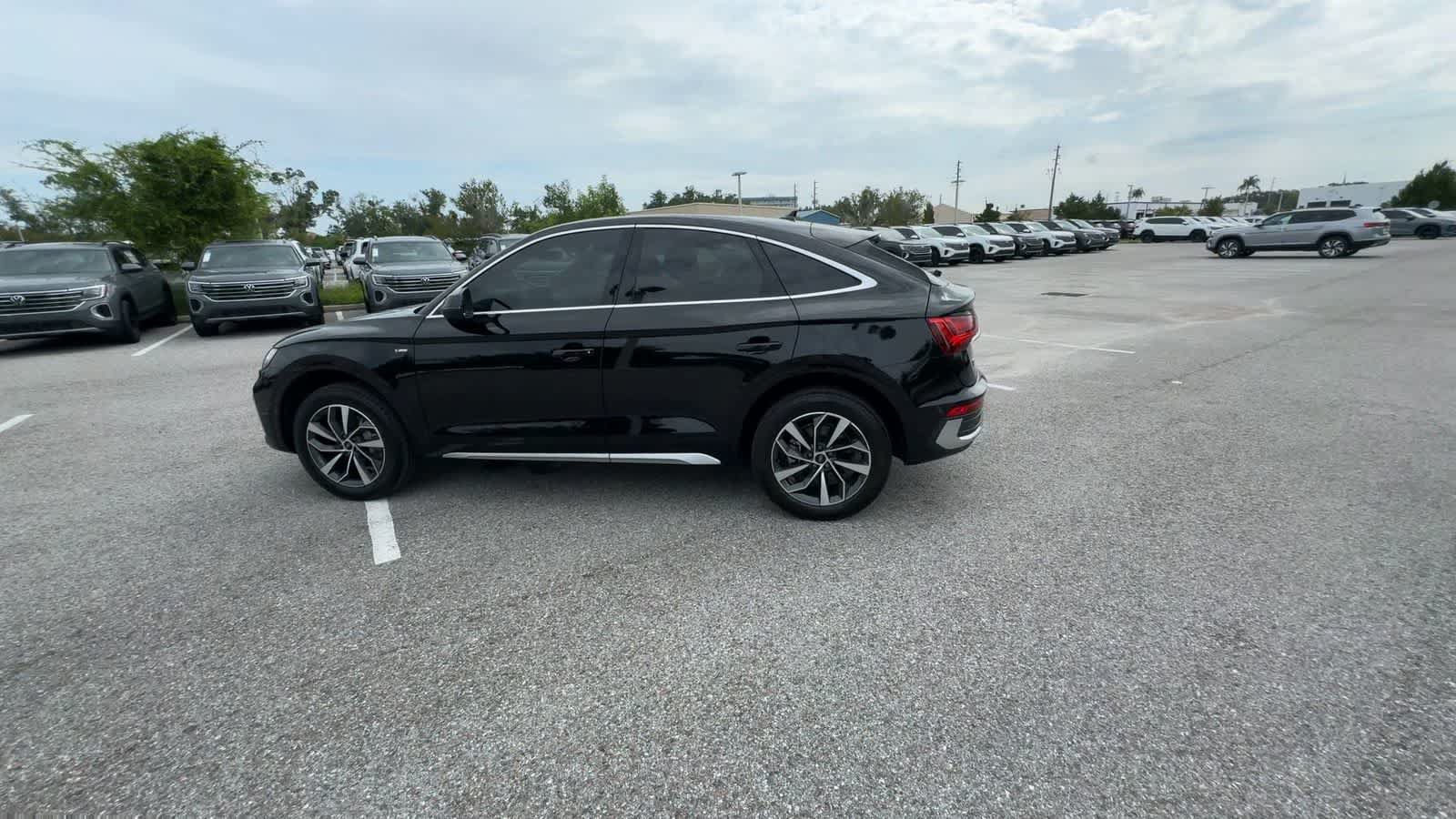 Used 2023 Audi Q5 2.0T Prestige w/ Prestige Package AWD/4WD image 5