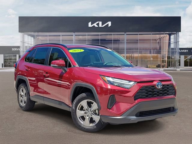 Used 2022 Toyota RAV4 XLE w/ Convenience Package AWD/4WD video 1