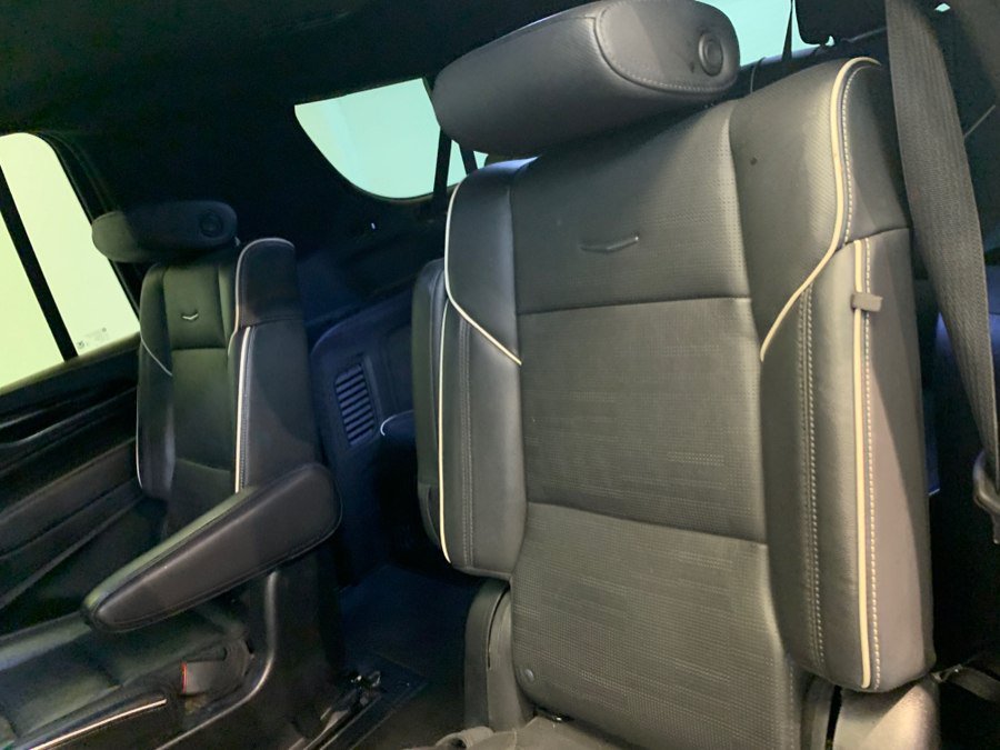 Used 2022 Cadillac Escalade ESV Sport w/ Touring Package AWD/4WD image 61