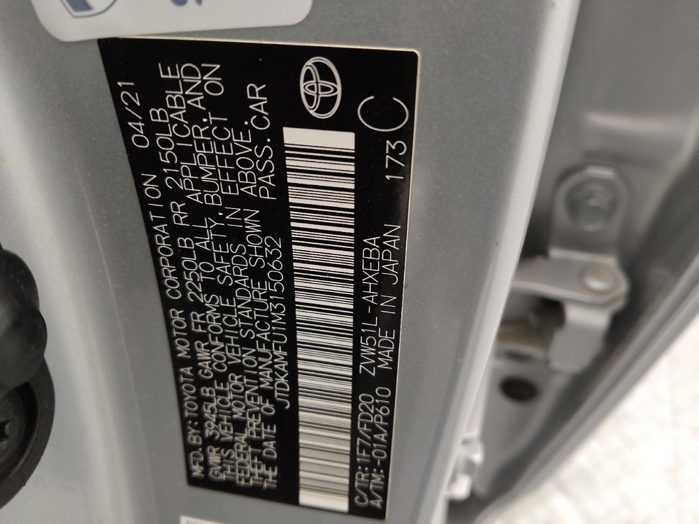 Used 2021 Toyota Prius LE FWD image 33